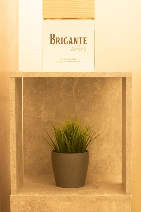 Brigante Suites Misano Adriatico Exterior foto